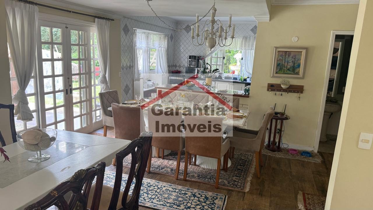 Casa à venda com 3 quartos, 3 suítes e 240m² no Canguera, São Roque (SP) — foto 8 de 29