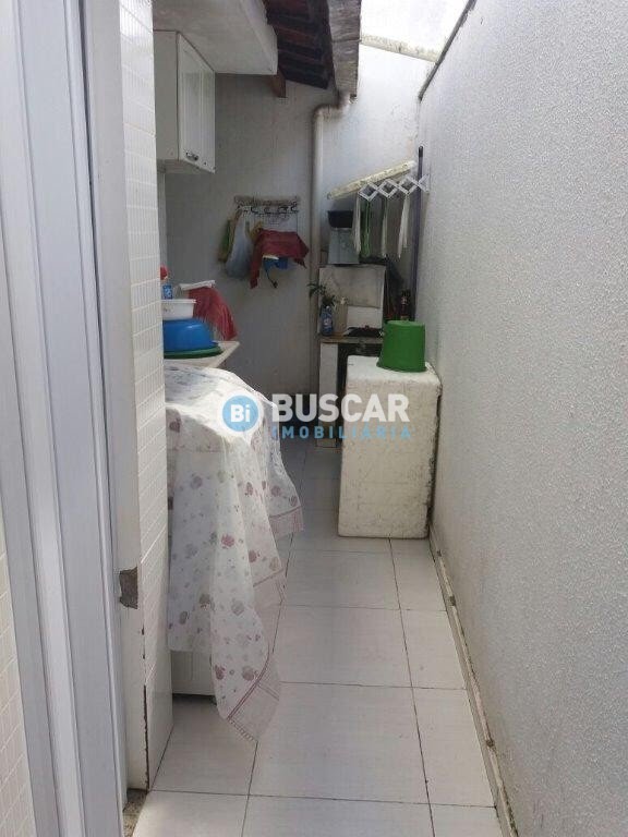 Casa à venda com 3 quartos, 1 suíte, 2 vagas e 162m² no Papagaio, Feira de Santana (BA) — foto 16 de 17