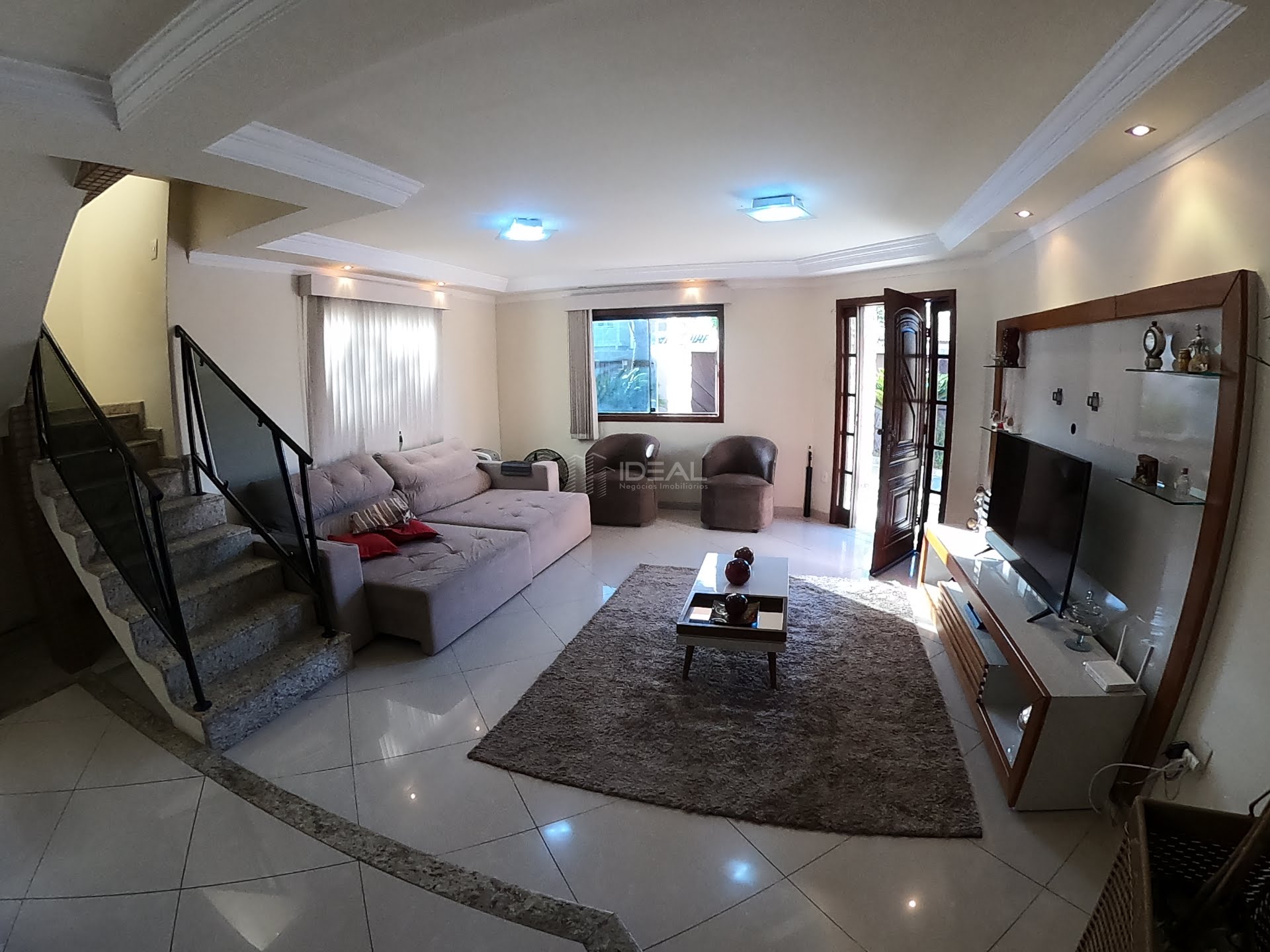 Casa duplex de 3 quartos para venda no Jardim das Acácias - Campos dos Goytacazes, RJ