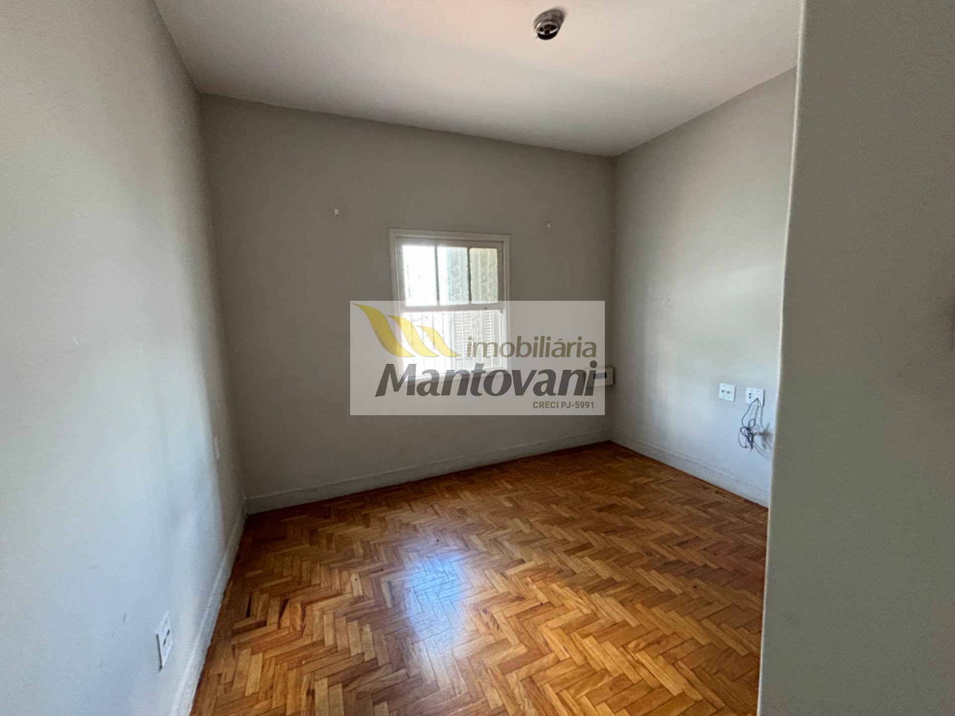 Casa à venda com 3 quartos, 1 suíte, 2 vagas e 270m² no Centro, Tatuí (SP) — foto 10 de 16