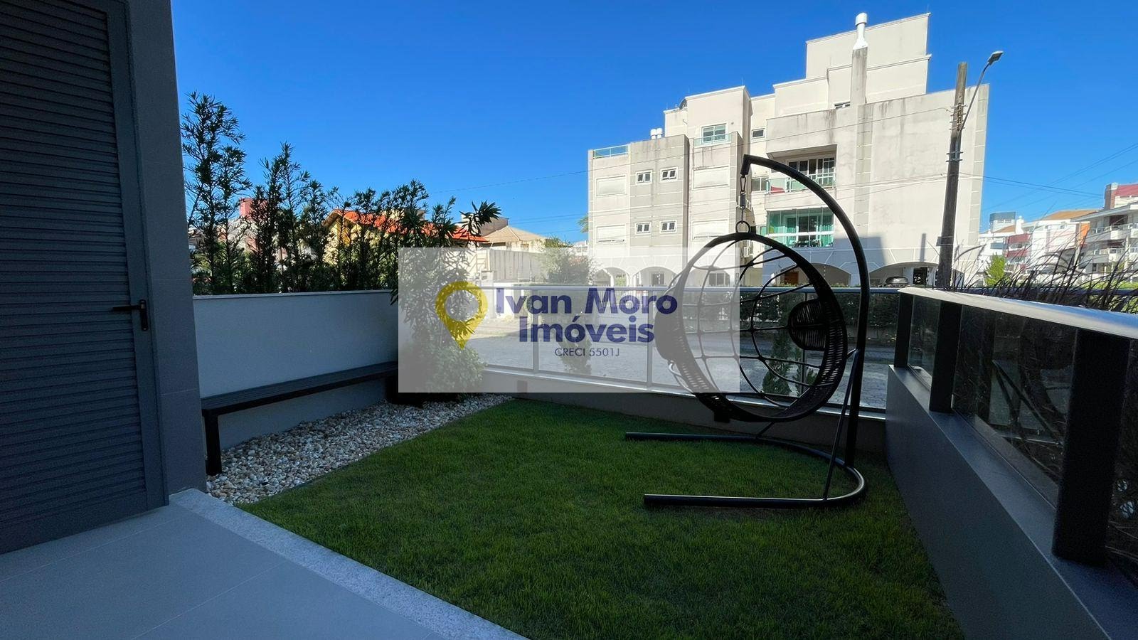 Apartamento à venda com 3 quartos, 1 suíte, 2 vagas e 97m² no Ingleses Norte, Florianópolis (SC) — foto 25 de 28