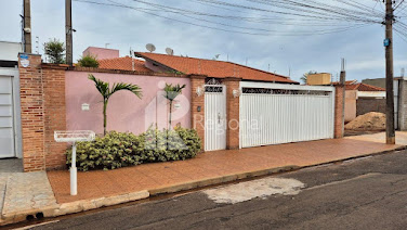 Casa em Residencial Verdeville - Jaboticabal, SP