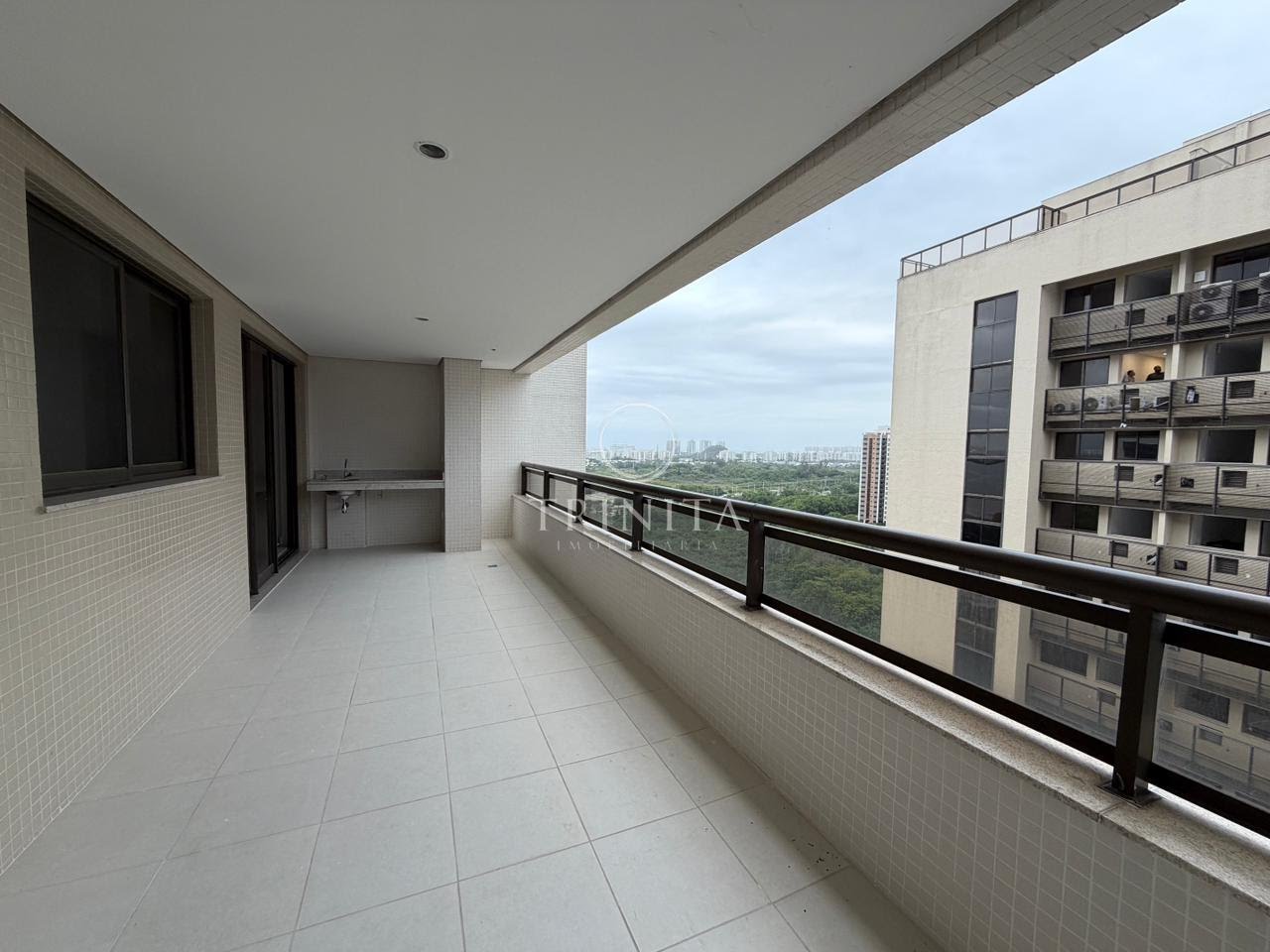 varanda-trinitaimobiliaria-elos-ilhapura
