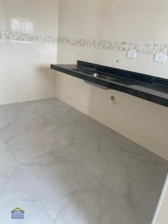 Apartamento à venda com 3 quartos, 1 suíte, 2 vagas e 93m² no Vila Tupi, Praia Grande (SP) — foto 5 de 22