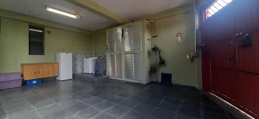 Garagem para rua Oscar Carmilo
