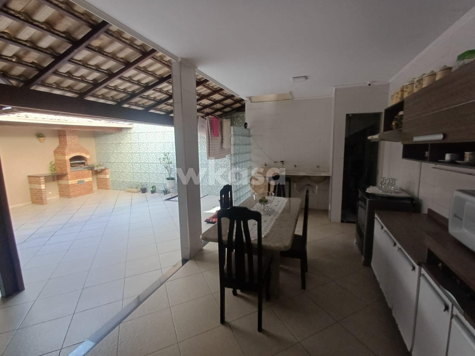 Casa à venda com 4 quartos, 2 suítes, 3 vagas e 250m² no Morada de Laranjeiras, Serra (ES) — foto 28 de 30