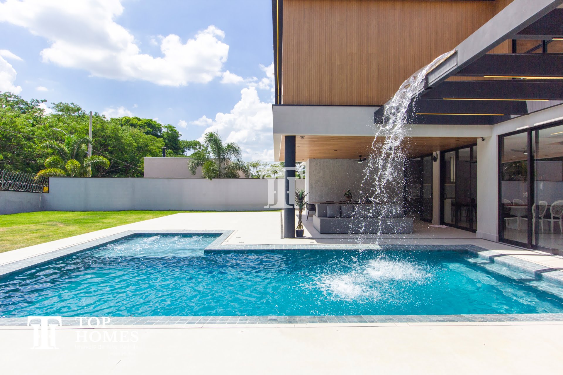 Casa/imóvel de alto padrão à venda no condomínio Haras Pindorama em Cabreúva/SP