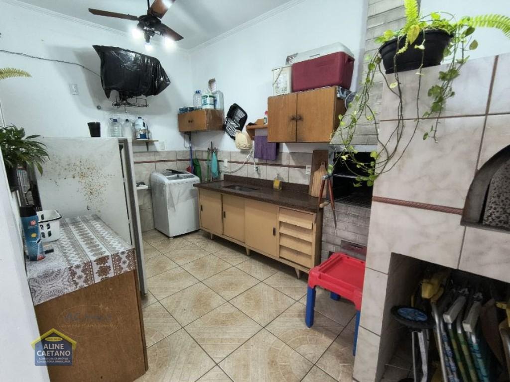 Casa à venda com 2 quartos, 1 suíte, 2 vagas e 130m² no Guilhermina, Praia Grande (SP) — foto 8 de 30