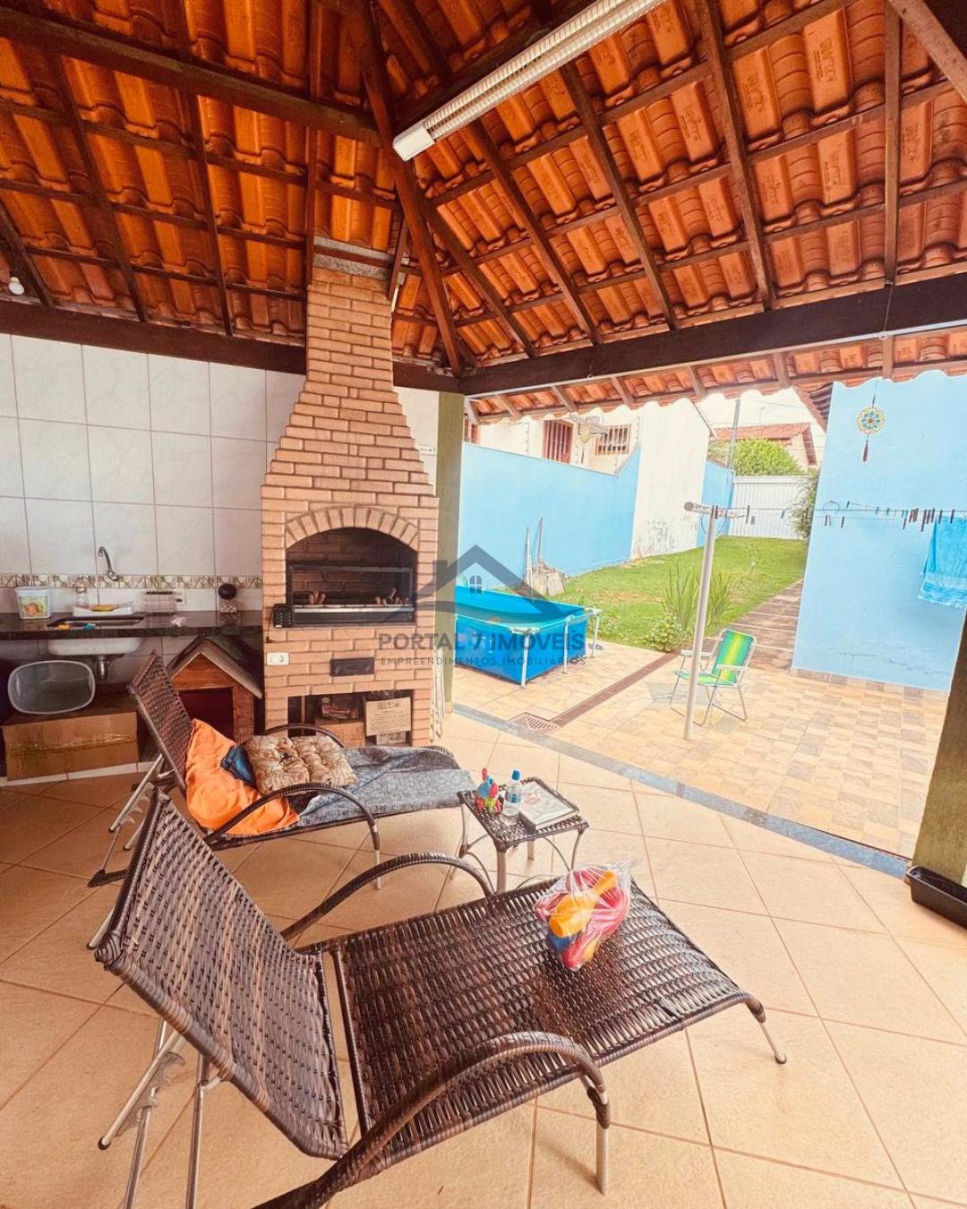 Casa à venda com 2 quartos, 1 suíte, 3 vagas e 240m² no Bom Jardim, Sete Lagoas (MG) — foto 9 de 25