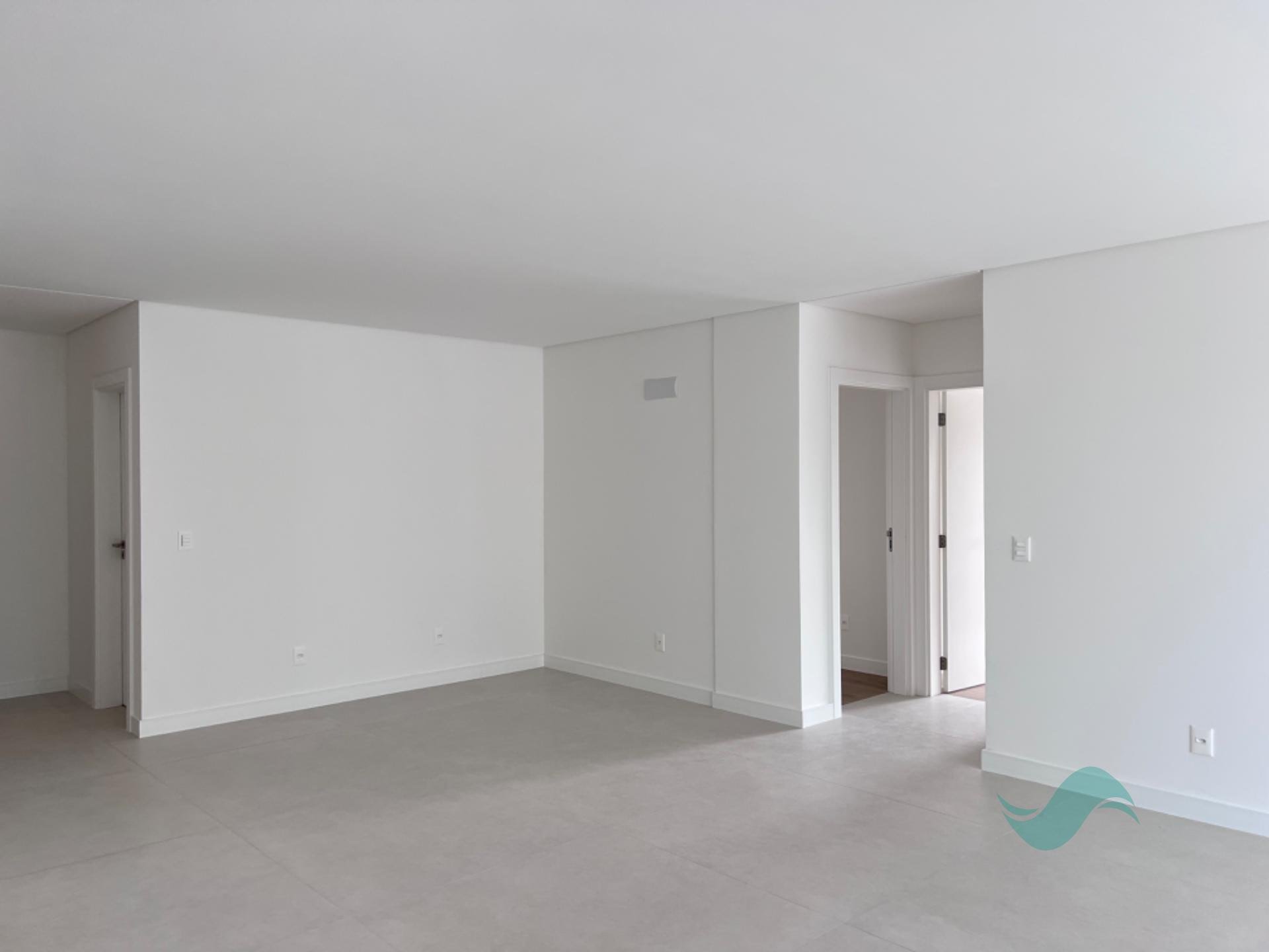 Apartamento à venda com 3 suítes, 2 vagas e 130m² no Jurerê, Florianópolis (SC) — foto 8 de 14
