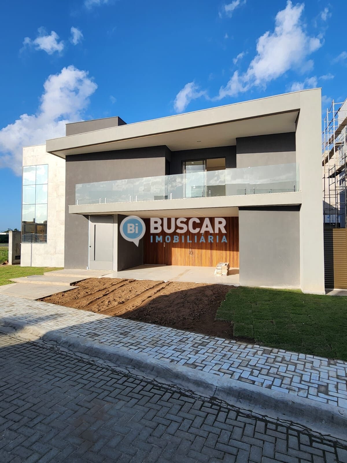 Casa à venda com 4 quartos, 4 suítes, 4 vagas e 300m² no Sim, Feira de Santana (BA) — foto 2 de 18