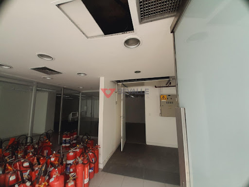 Loja para Locação em Humaitá RJ, 490m², 14 cômodos