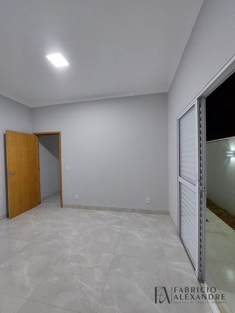 Casa à venda com 3 quartos, 1 suíte, 2 vagas e 150m² no Alphaville Mirassol, Mirassol (SP) — foto 21 de 30