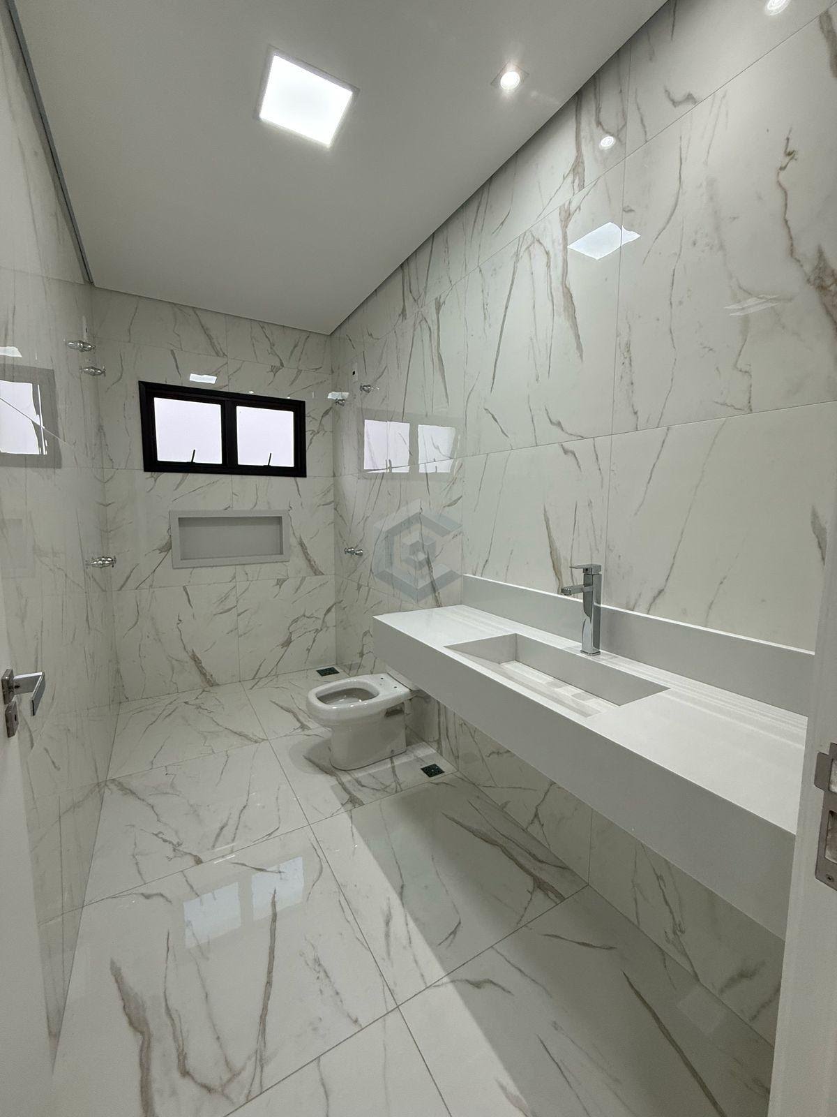 Casa à venda com 3 quartos, 3 suítes, 6 vagas e 248m² no Alphaville 3, Votorantim (SP) — foto 19 de 30