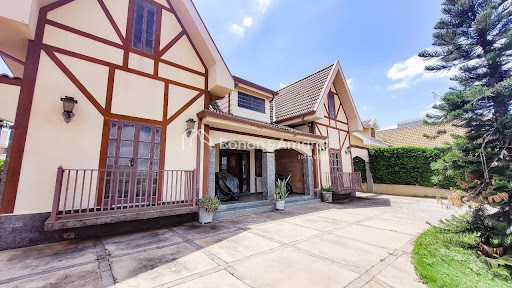 Casa, 3 quartos, 300 m² - Foto 1