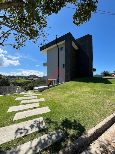 Linda Casa no Condomínio Entre Serras e Aguas   -  Vargem