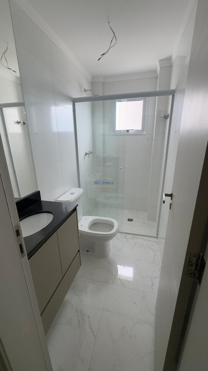 Apartamento à venda com 3 quartos, 1 suíte, 2 vagas e 140m² no Guilhermina, Praia Grande (SP) — foto 15 de 17