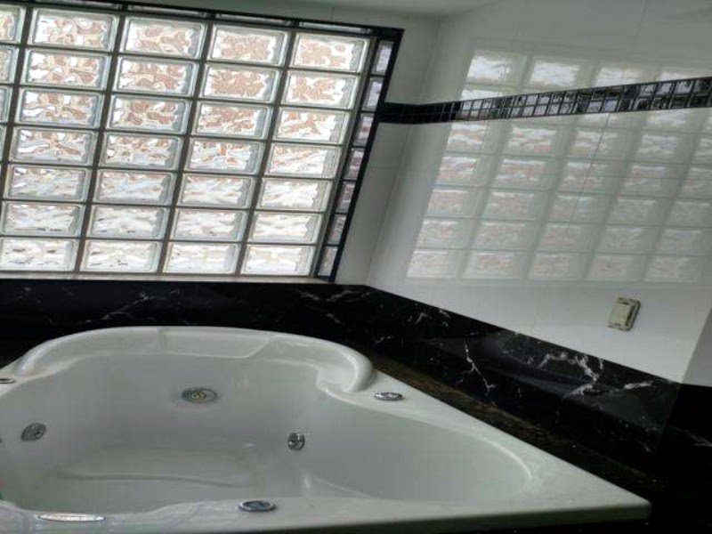 Banheira_Suite_Master_640x480