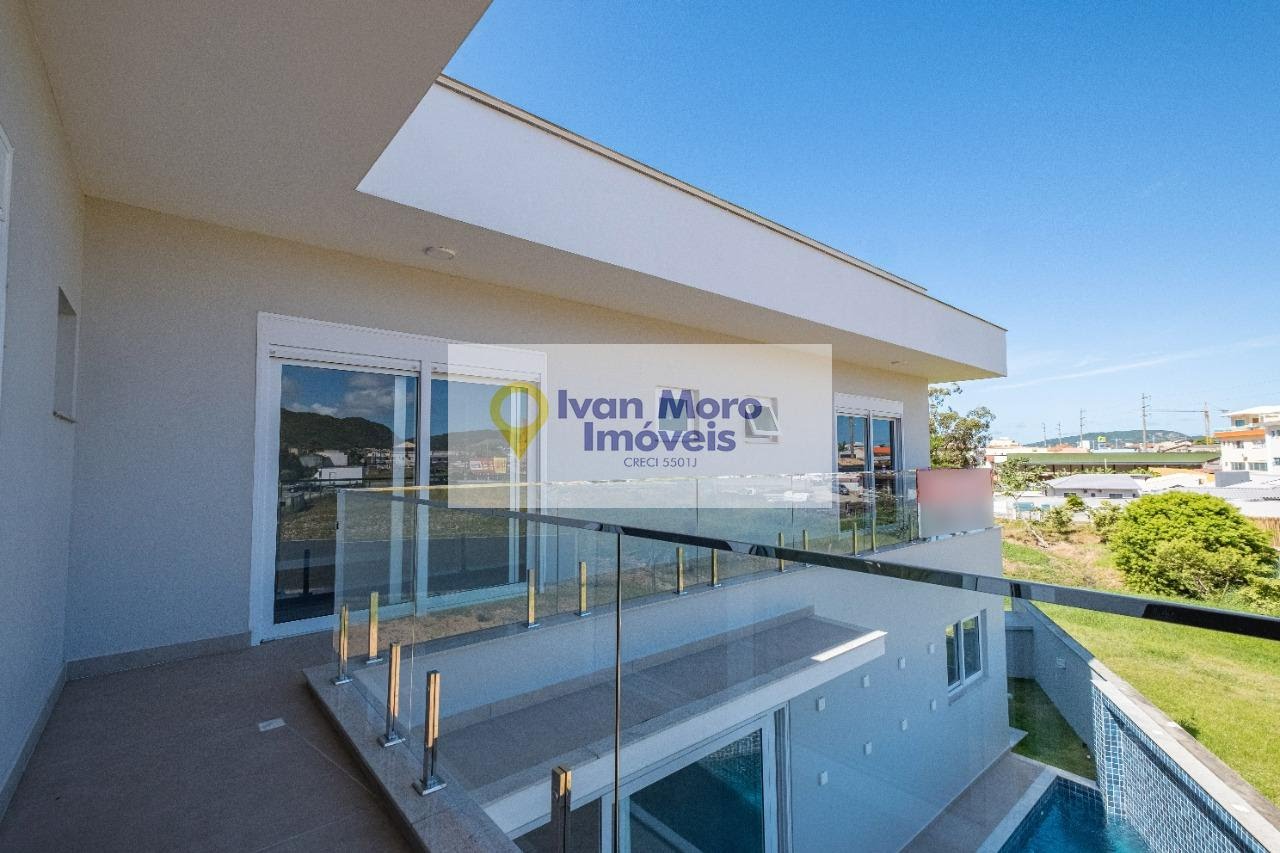Casa à venda com 4 quartos, 3 suítes, 3 vagas e 378m² no Ingleses Norte, Florianópolis (SC) — foto 19 de 30