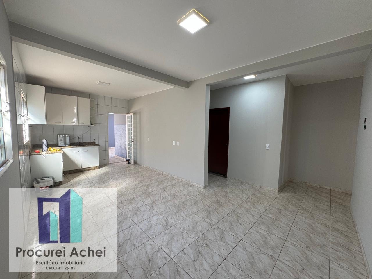 Casa à venda com 3 quartos, 1 suíte, 3 vagas e 200m² no Setor Residencial Leste (planaltina), Brasília (DF) — foto 13 de 14