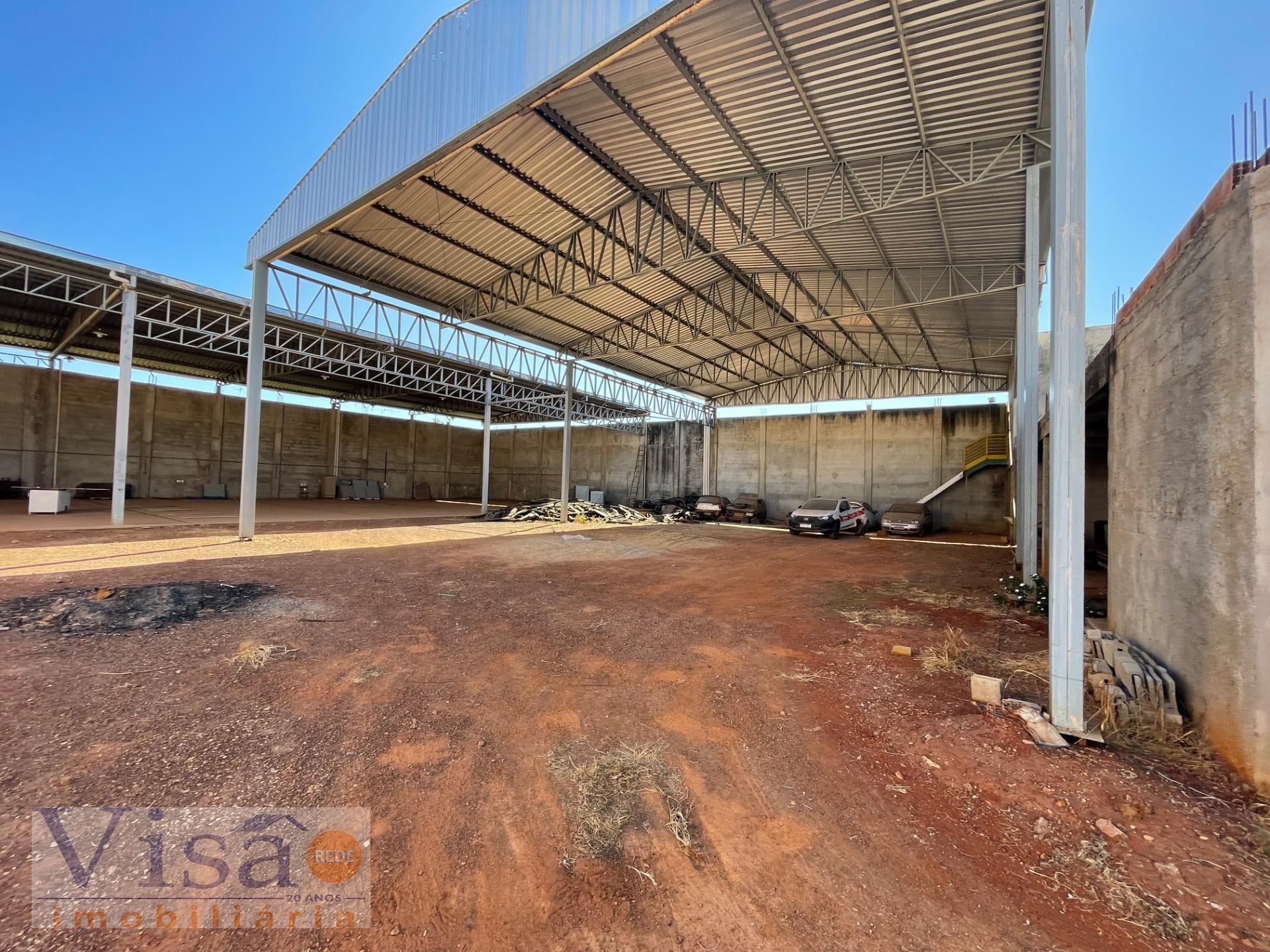 Terreno à venda com 2000m² de terreno no Paracatuzinho, Paracatu (MG) — foto 2 de 3