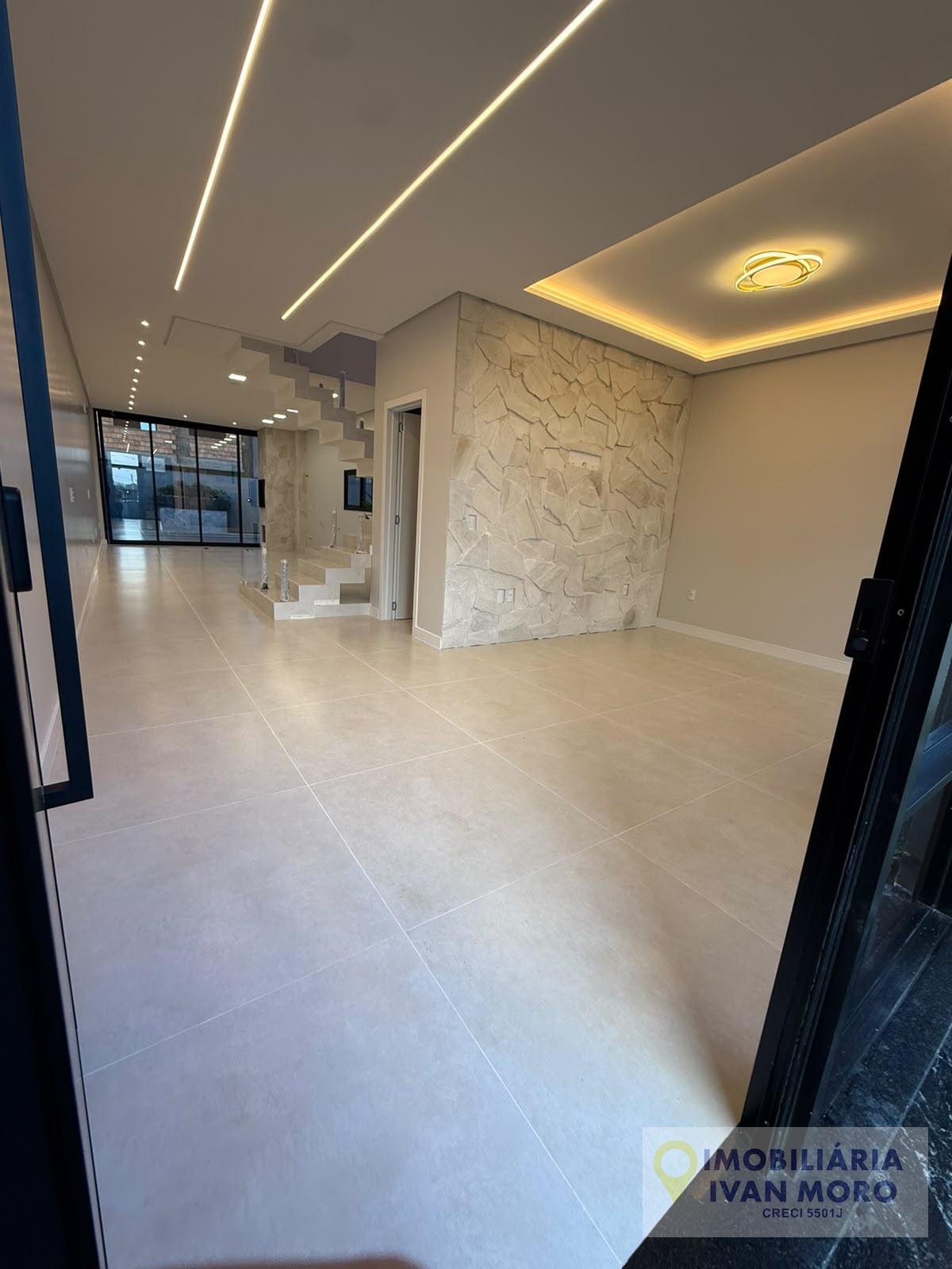 Casa à venda com 3 quartos, 1 suíte, 2 vagas e 192m² no Canasvieiras, Florianópolis (SC) — foto 9 de 30