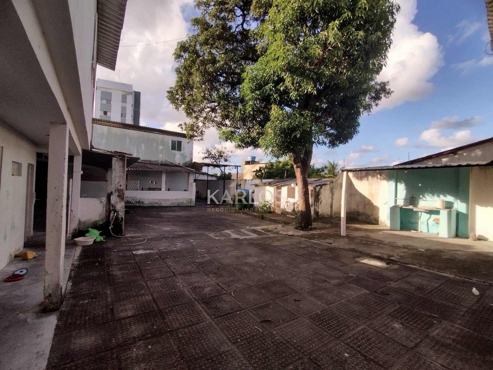 Casa à venda com 10 quartos, 3 suítes, 16 vagas e 600m² no Campo Grande, Recife (PE) — foto 8 de 29