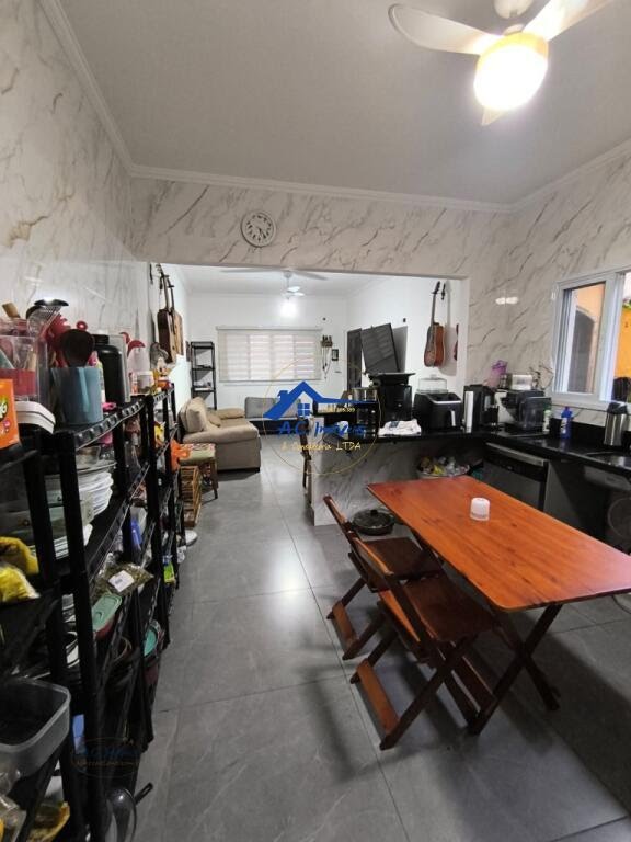 Casa à venda com 2 quartos, 1 suíte, 2 vagas e 109m² no Guilhermina, Praia Grande (SP) — foto 10 de 28