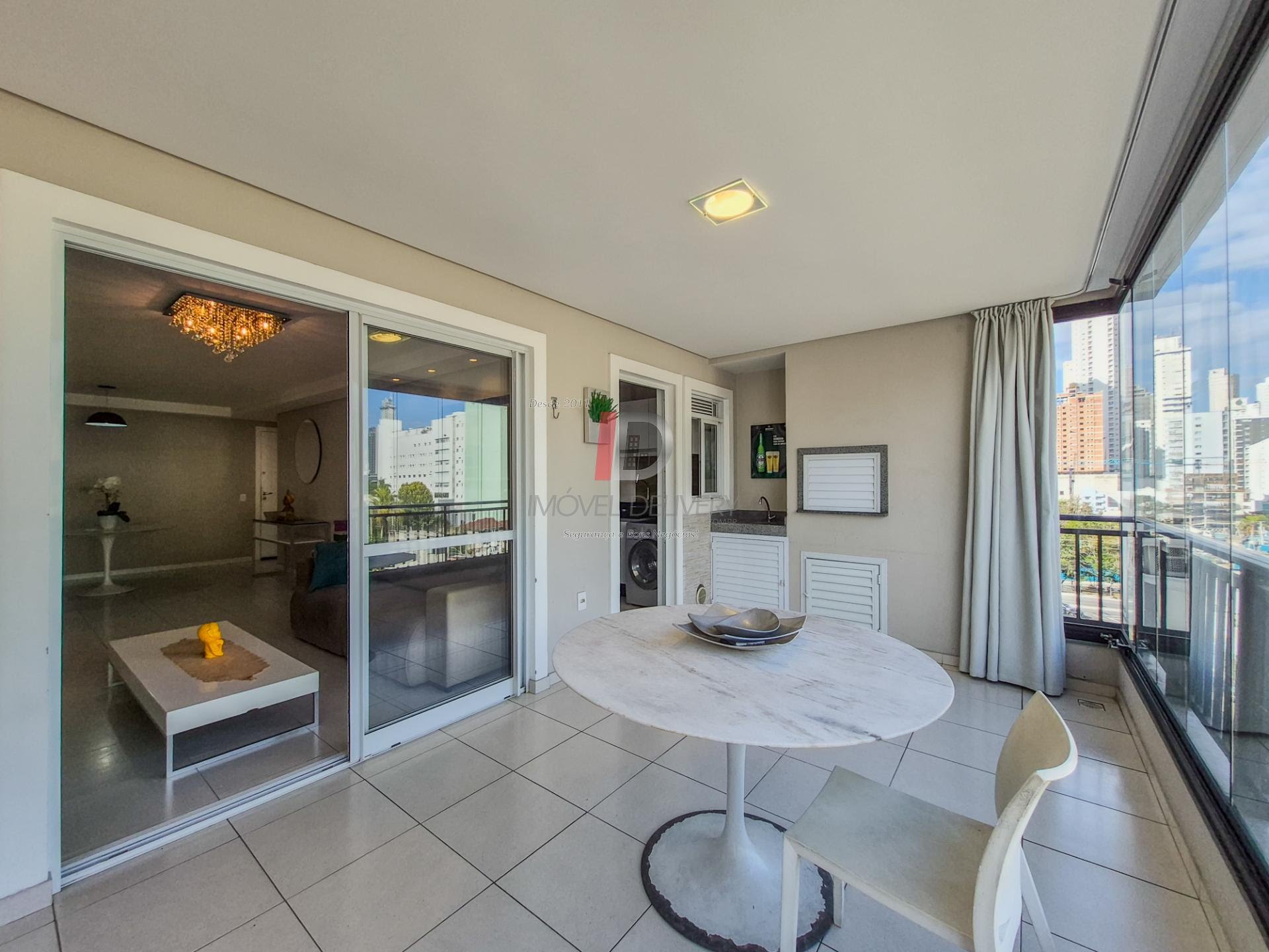 Apartamento, 1 quarto, 90 m² - Foto 1