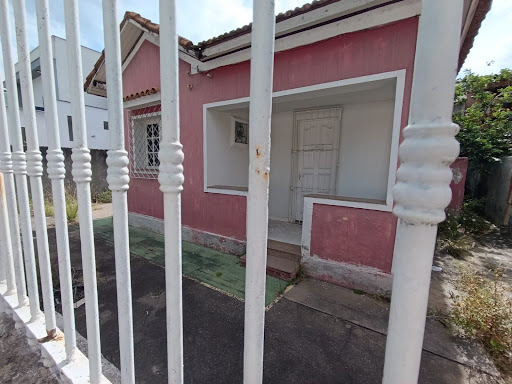 Casa Comercial em Centro  -  Macaé