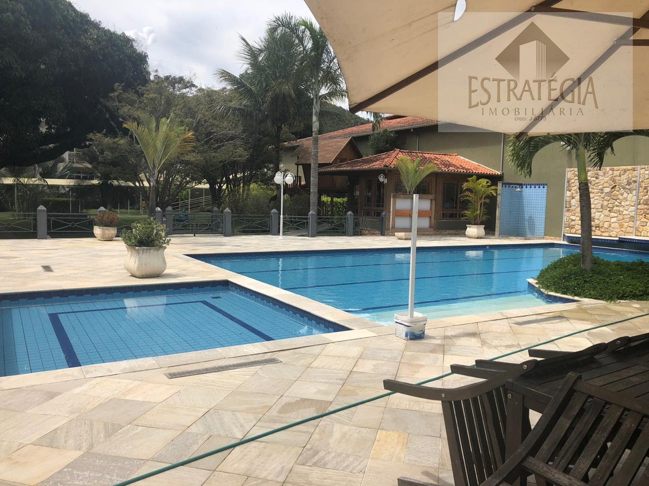 Cobertura à venda com 4 quartos, 2 suítes, 2 vagas e 240m² no Nogueira, Petrópolis (RJ) — foto 22 de 26