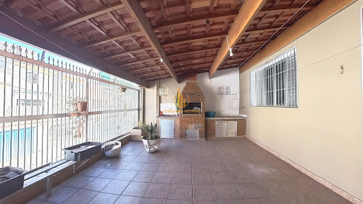 Casa à Venda em Suíço, São Bernardo do Campo | 232m²