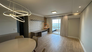 Apartamento semimobiliado Ilhas do Brasil 3 vagas de garagem