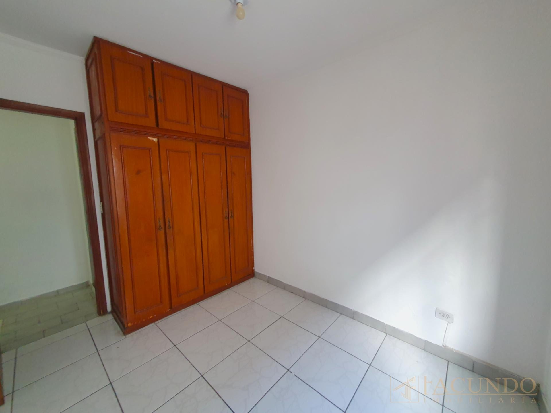 Quarto 02