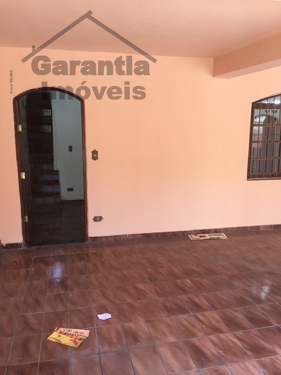 Casa à venda com 3 quartos, 1 suíte, 2 vagas e 180m² no Jardim da Glória, Osasco (SP) — foto 10 de 30