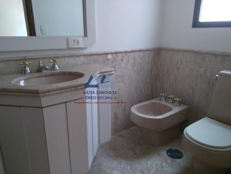 Apartamento à venda com 4 quartos, 4 suítes, 4 vagas e 230m² no Jardim Paulista, São Paulo (SP) — foto 12 de 30