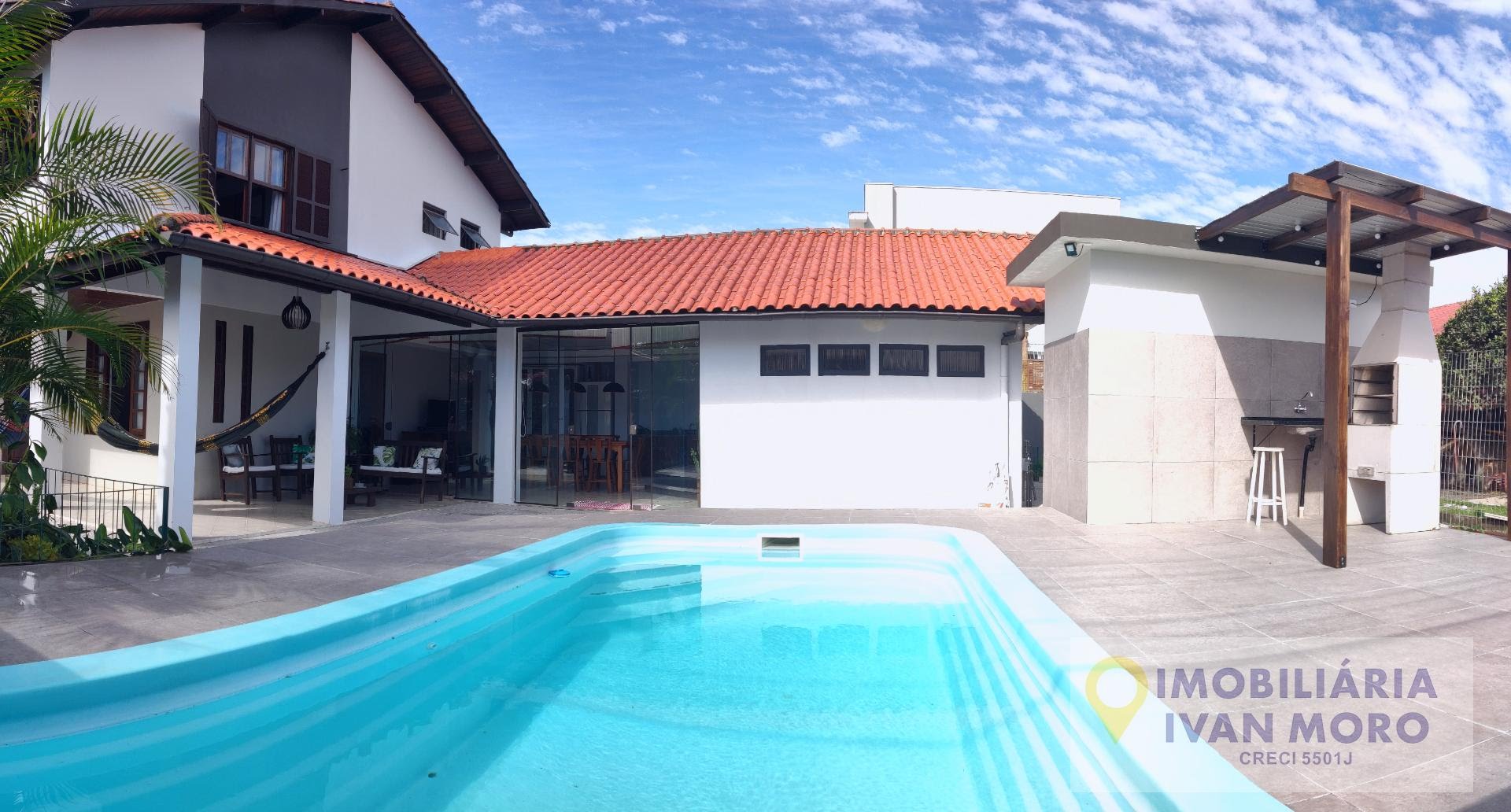 Casa para alugar com 4 quartos, 1 suíte, 2 vagas e 190m² no Daniela, Florianópolis (SC) — foto 15 de 30