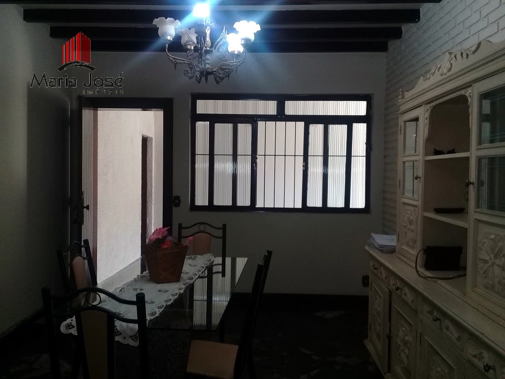 Casa à venda com 4 quartos, 1 suíte, 3 vagas e 1080m² no São Geraldo, Sete Lagoas (MG) — foto 21 de 30