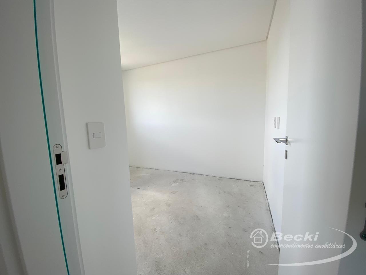 Apartamento à venda com 3 quartos, 1 suíte, 2 vagas e 78m² no Anita Garibaldi, Joinville (SC) — foto 21 de 27