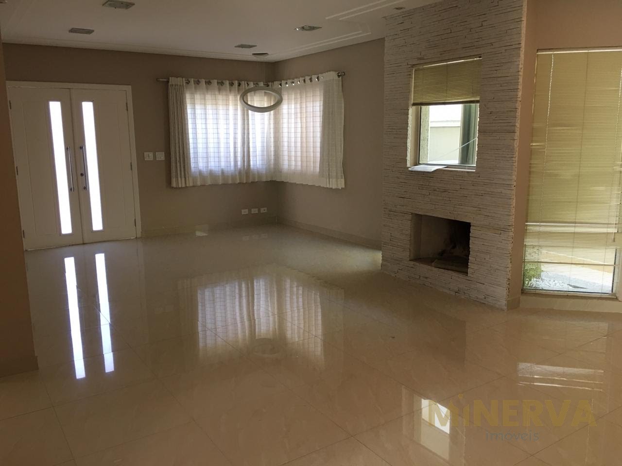 Casa à venda com 3 quartos, 4 banheiros, 4 vagas e 300m² no Jardim Fazenda Rincao - Aruja V, Arujá (SP) — foto 5 de 30