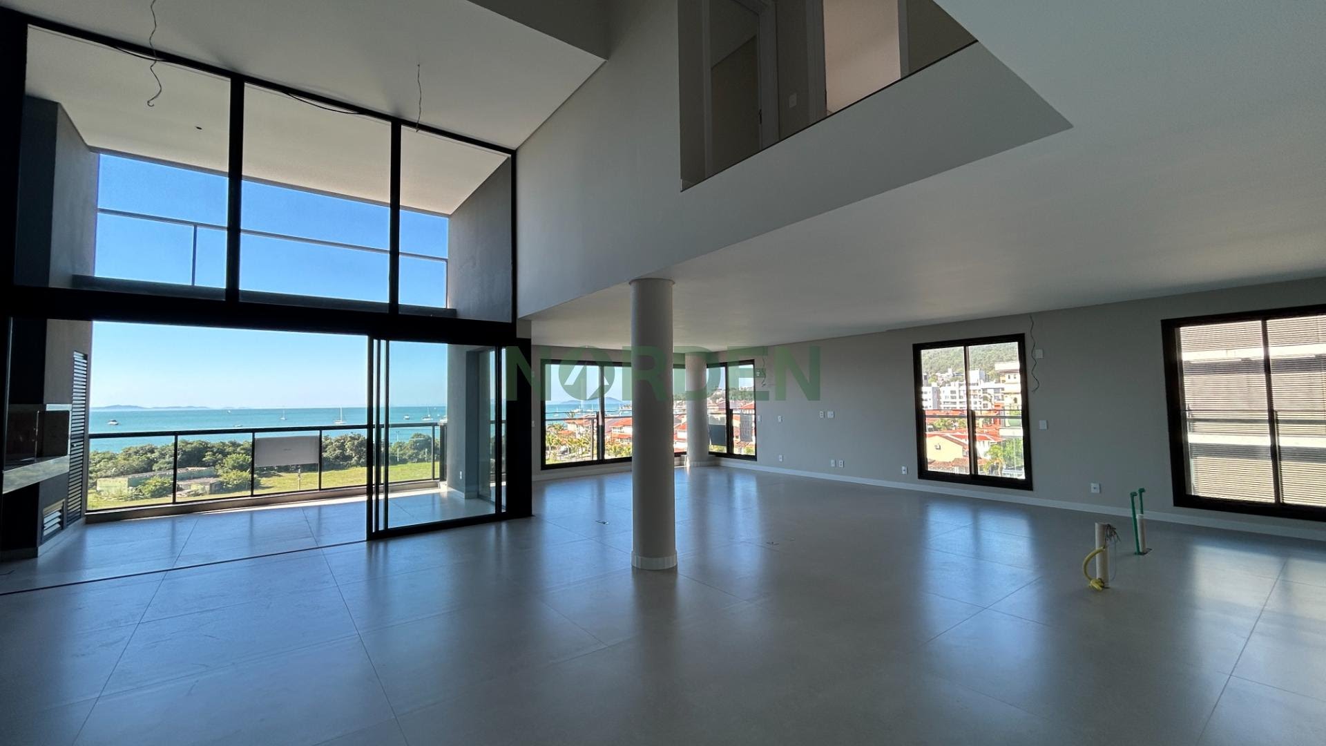 Apartamento de 236 m² com 3 quartos no Atlantis, Jurerê