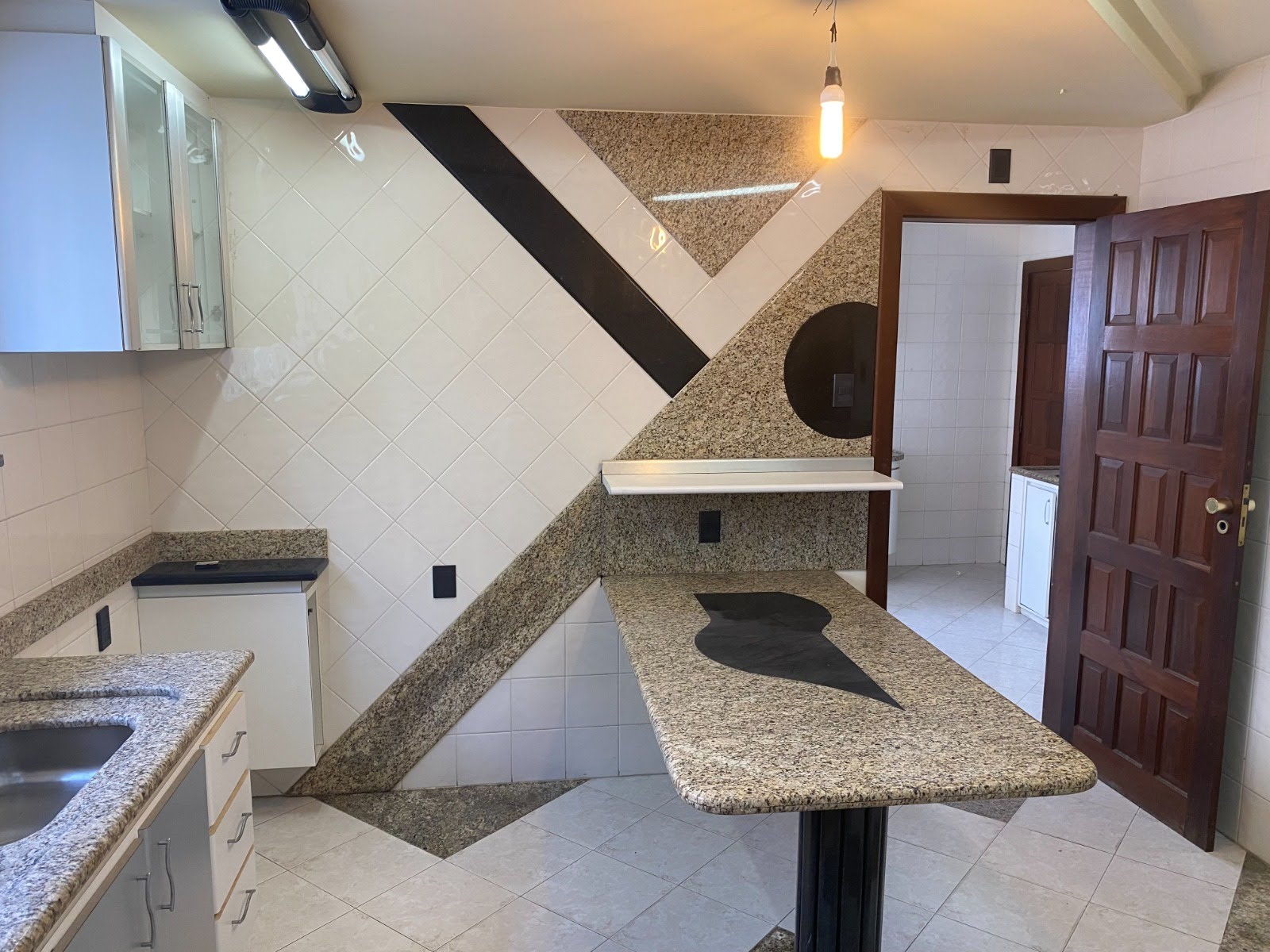 Casa à venda com 4 quartos, 1 suíte, 6 vagas e 358m² no Santa Mônica, Feira de Santana (BA) — foto 9 de 20