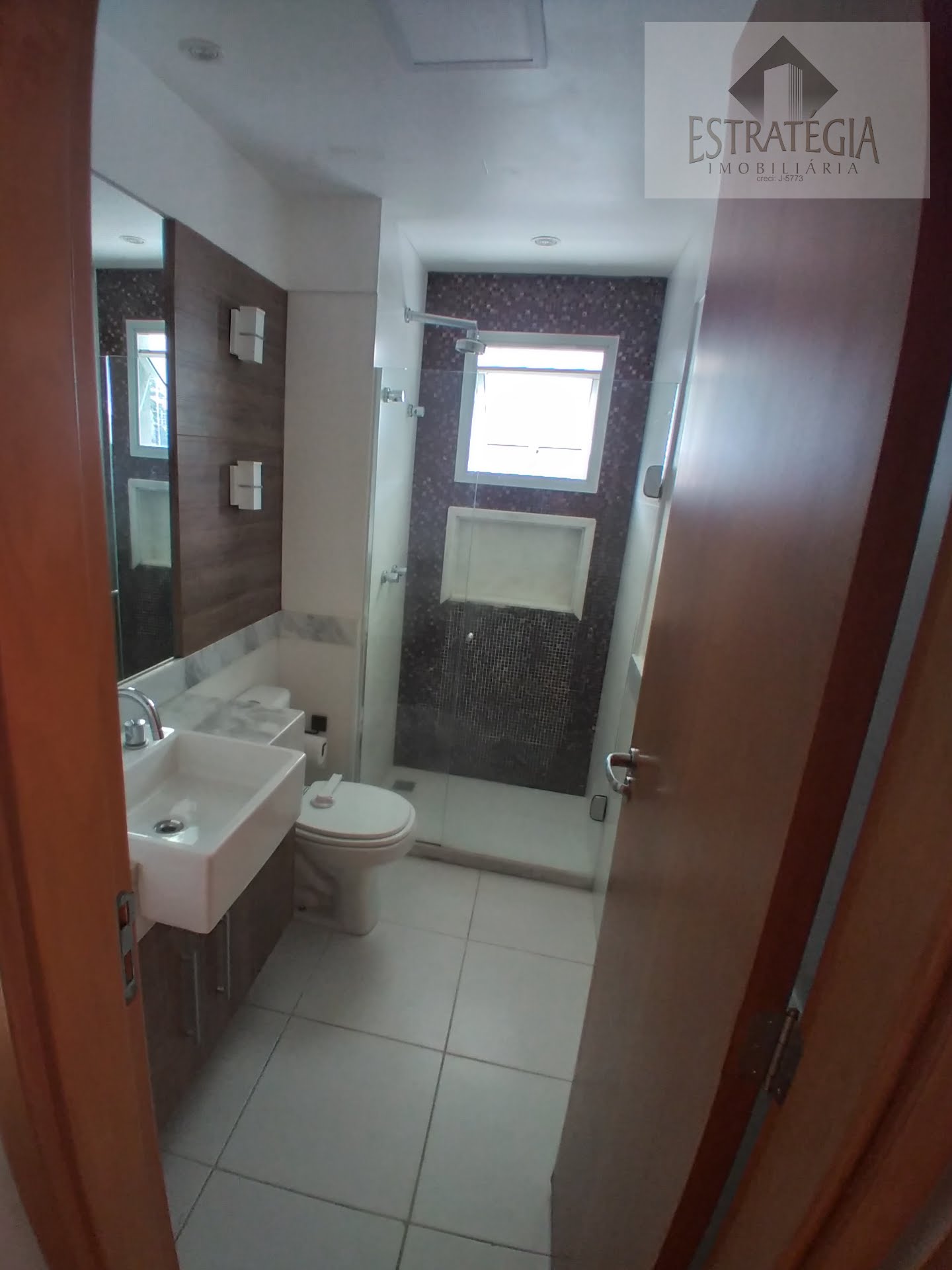 Apartamento à venda com 3 quartos, 1 suíte, 2 vagas e 120m² no Coronel Veiga, Petrópolis (RJ) — foto 21 de 27