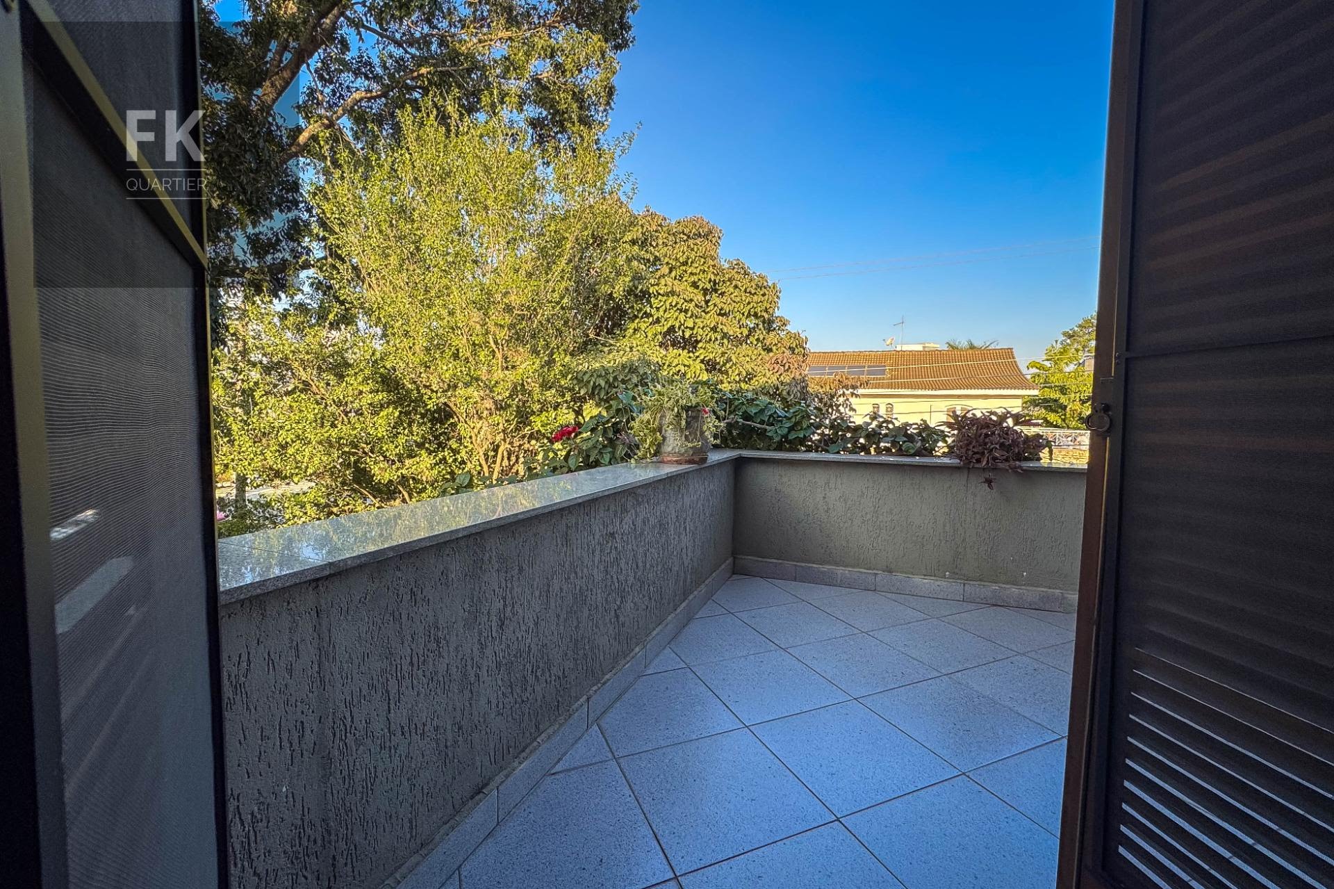 Casa à venda com 4 quartos, 2 suítes, 6 vagas e 400m² no Alphaville Residencial Dois, Barueri (SP) — foto 27 de 30