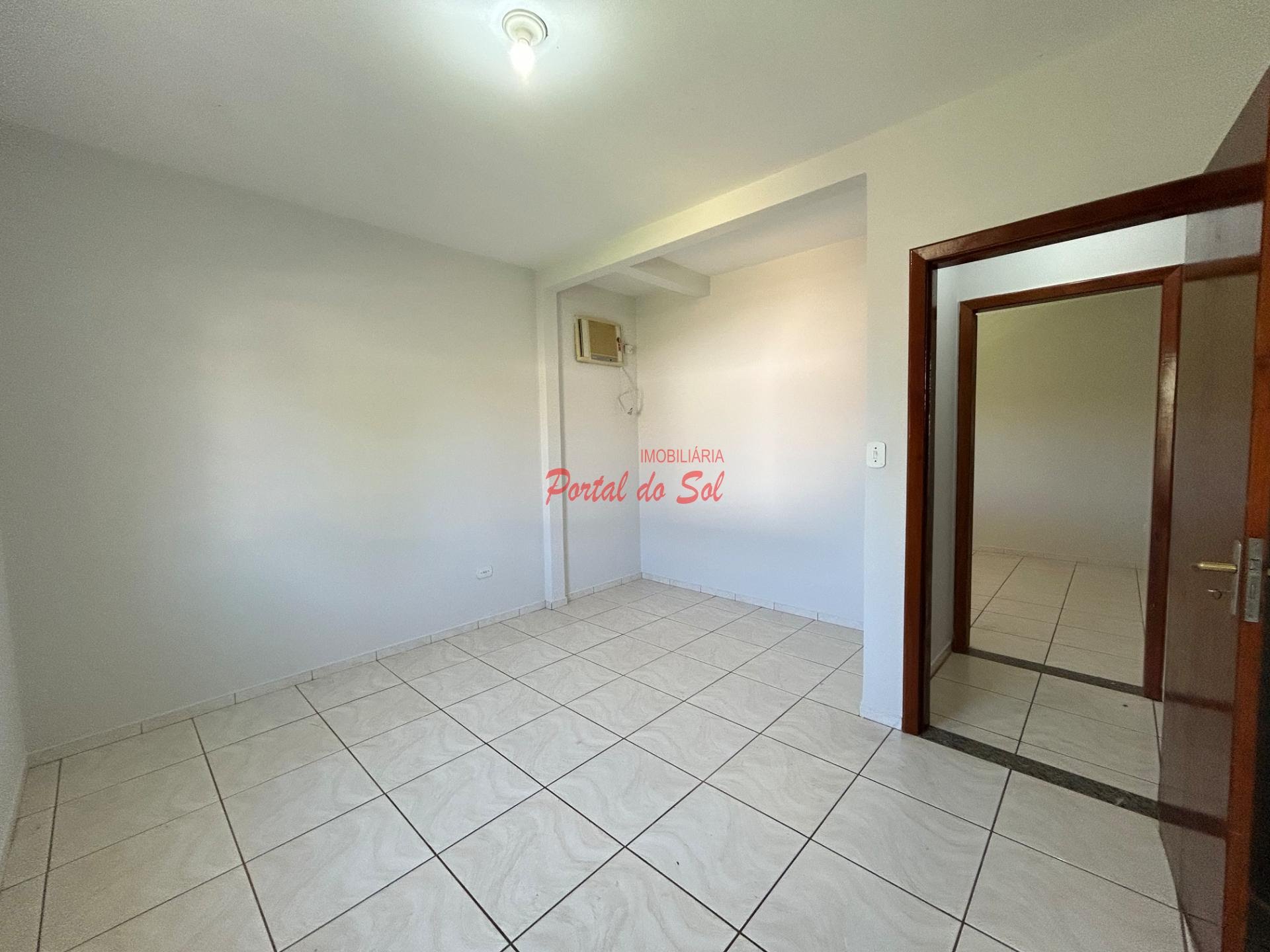 Casa à venda com 5 quartos, 1 suíte, 2 vagas e 282m² no Jardim Alphaville, Santo Antônio da Platina (PR) — foto 8 de 18
