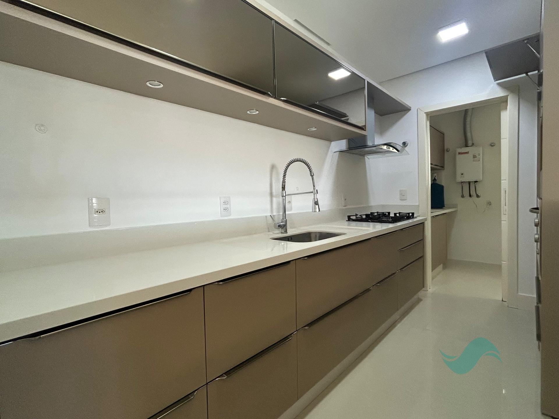 Apartamento à venda com 3 suítes, 2 vagas e 125m² no Jurerê, Florianópolis (SC) — foto 5 de 19