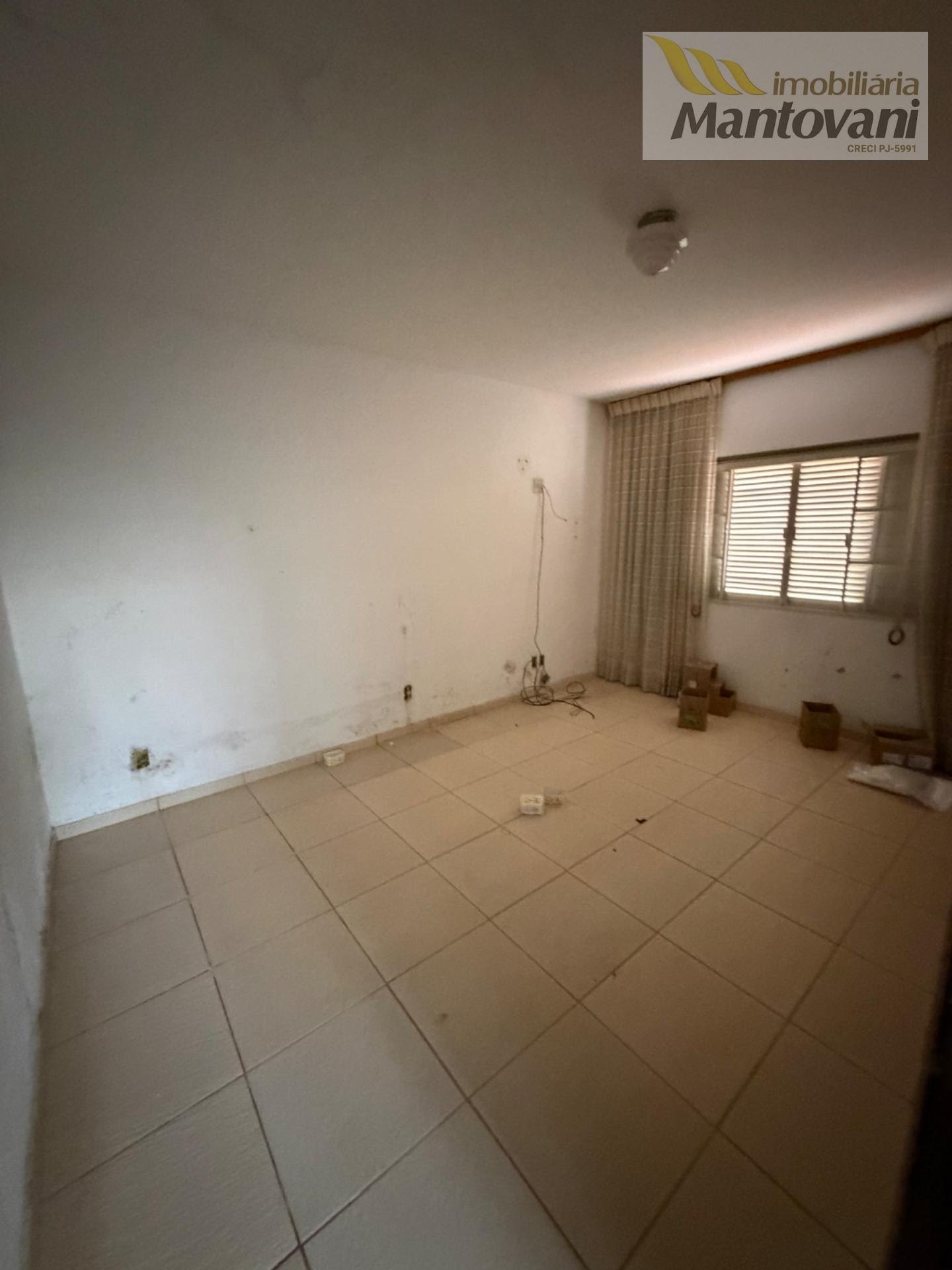 Comercial para alugar com 3 banheiros, 6 vagas e 330m² no Chácara Junqueira, Tatuí (SP) — foto 8 de 22