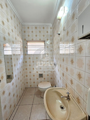 Loja / Salão em Centro - Jaboticabal, SP