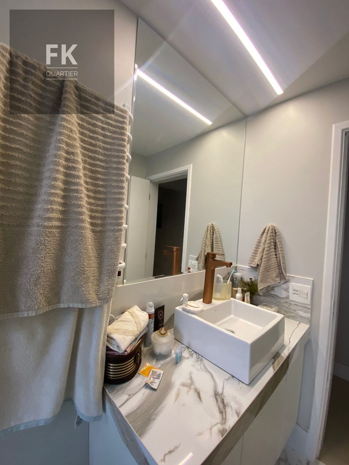 Apartamento à venda com 4 quartos, 4 suítes, 3 vagas e 196m² no Empresarial 18 do Forte, Barueri (SP) — foto 15 de 23