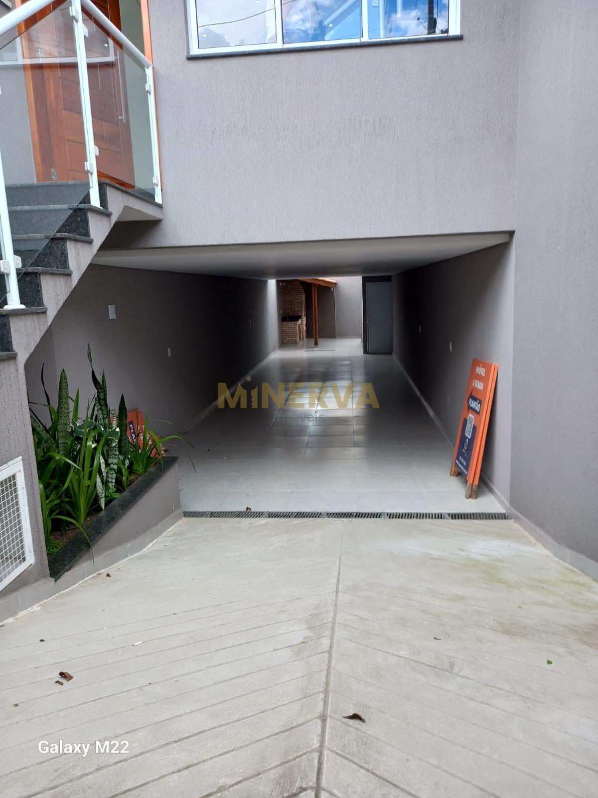 Casa à venda com 3 quartos, 1 suíte, 4 vagas e 180m² no Penha de França, São Paulo (SP) — foto 2 de 18